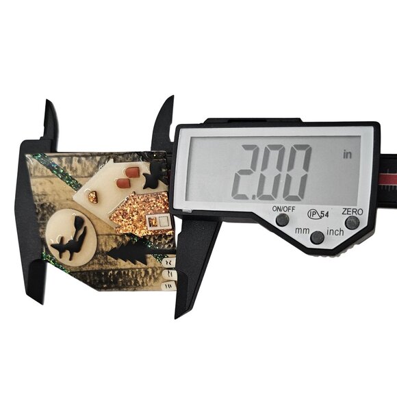 Lucinda House Witch Flying Halloween Pin - Picture 4 of 5